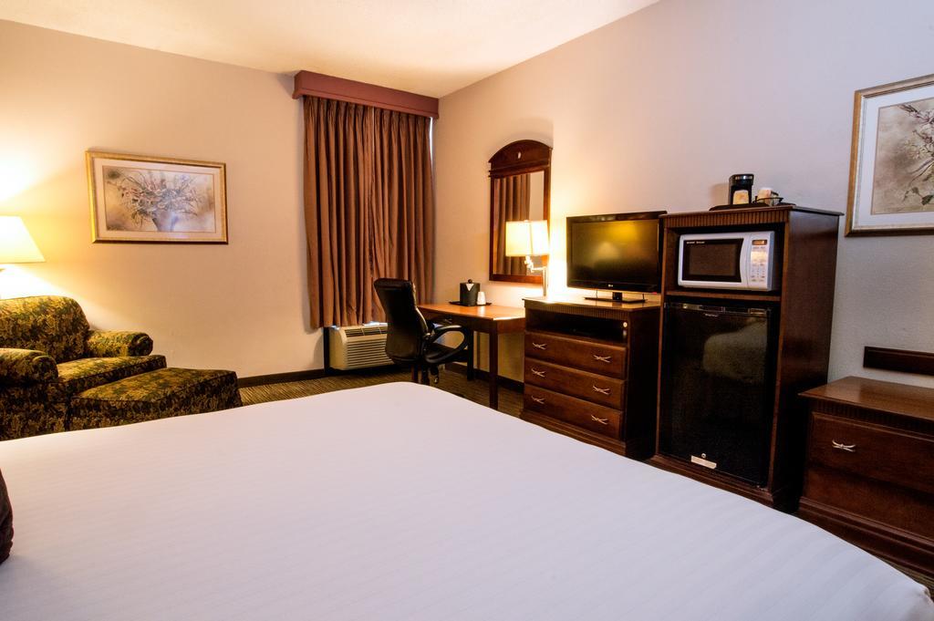 Greenstay Hotel & Suites Central Спрингфийлд Екстериор снимка
