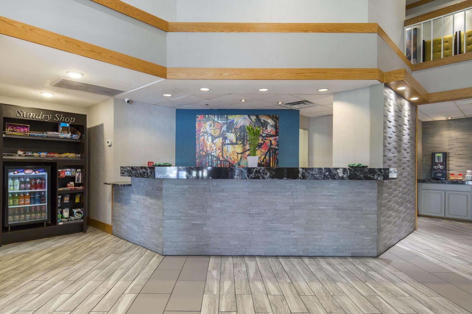 Greenstay Hotel & Suites Central Спрингфийлд Екстериор снимка