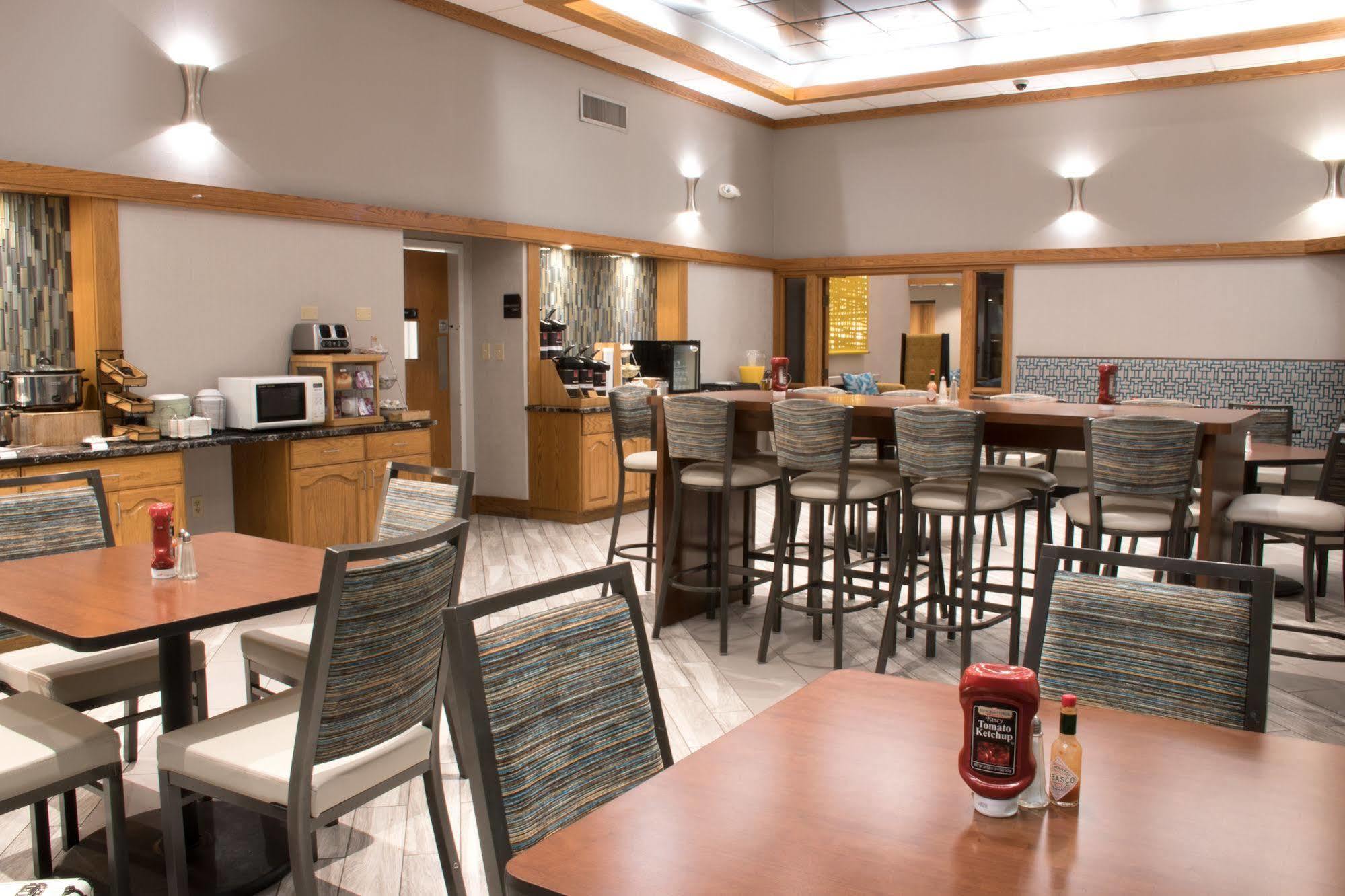 Greenstay Hotel & Suites Central Спрингфийлд Екстериор снимка
